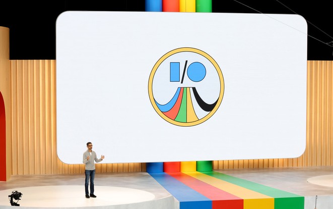 After 25 Years, Google Just Replaced the Search Bar.